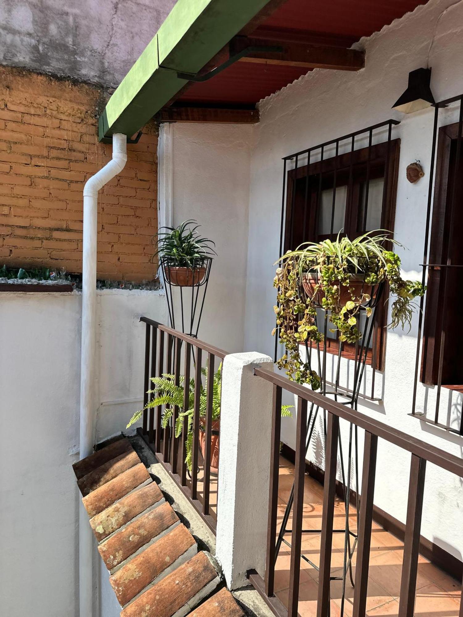 Hotel Casa Blanca Antigua Guatemala Екстериор снимка